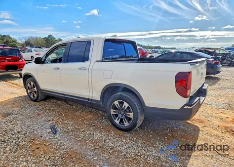2019 Honda Ridgeline Rtl z USA, uszkodzony, nr VIN 5FPYK3F71KB014844